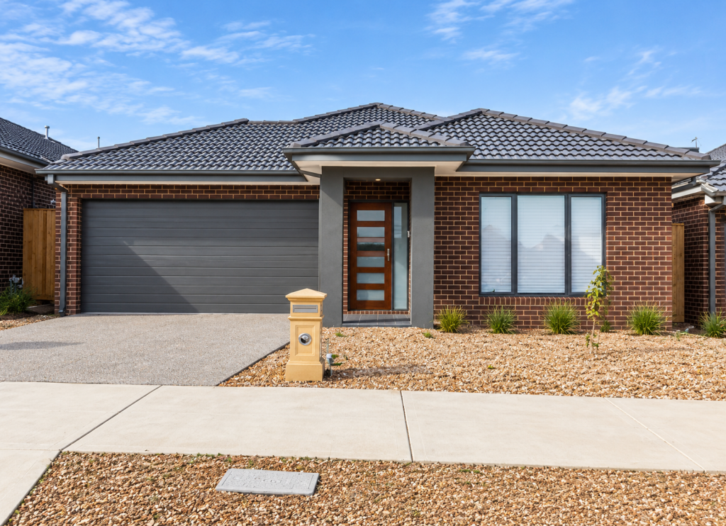 172 HIGHPARK DR, WOLLERT, VIC 3750