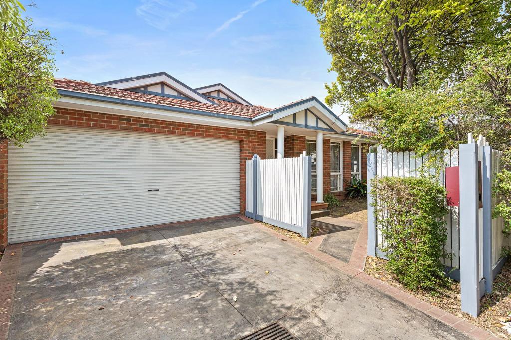1/3 HINKLER RD, GLEN WAVERLEY, VIC 3150