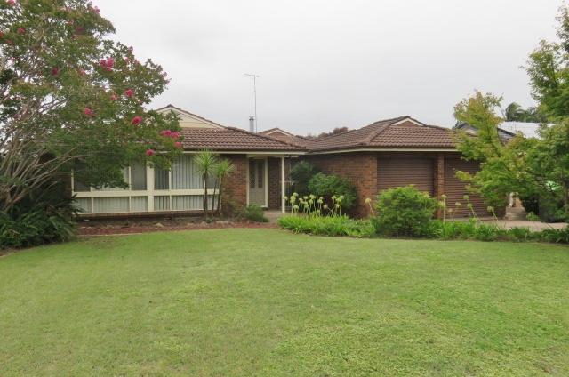 39 Battlement Cres, Castle Hill, NSW 2154