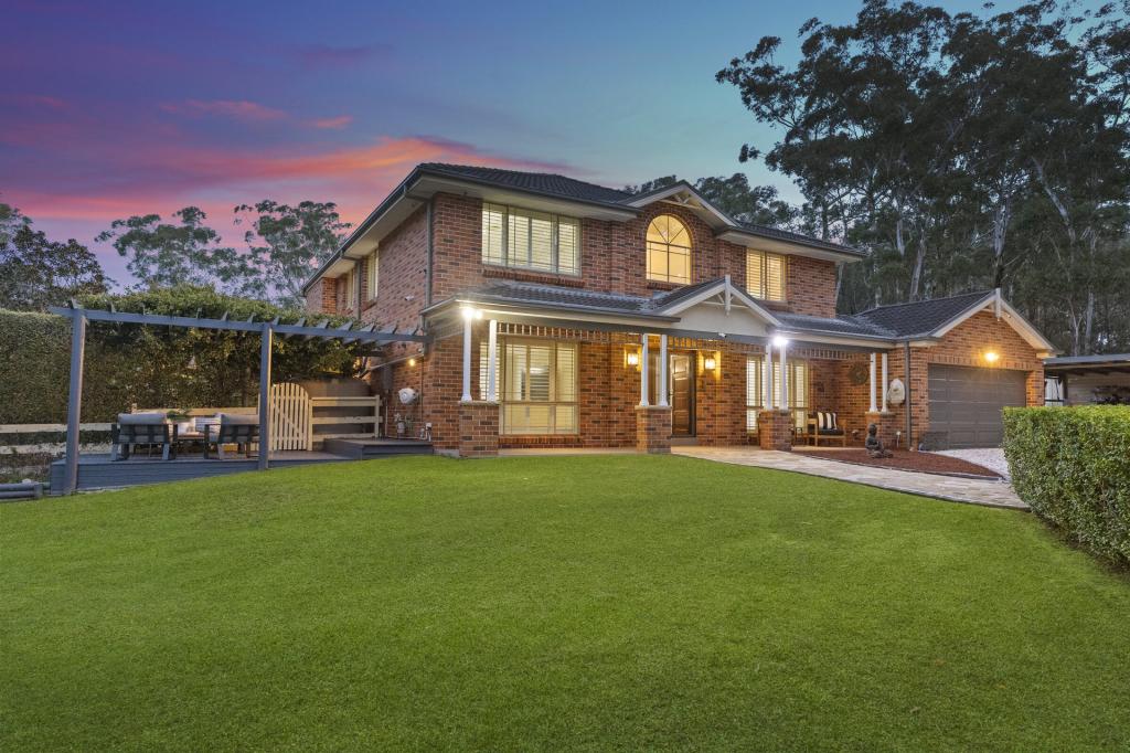 15 Blue Crane Cl, Tumbi Umbi, NSW 2261