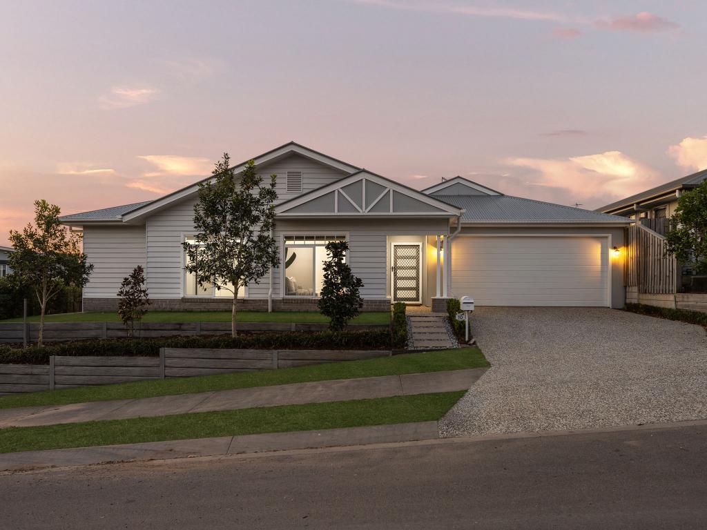 10 Tatiana St, Augustine Heights, QLD 4300