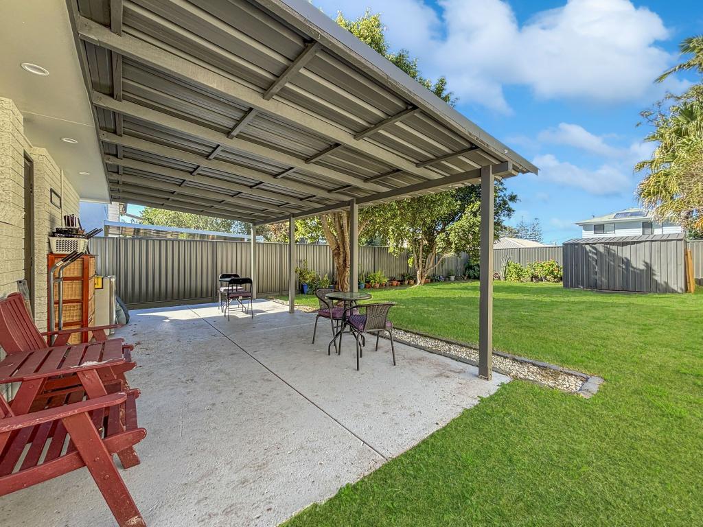 43 Shanahan St, Redland Bay, QLD 4165