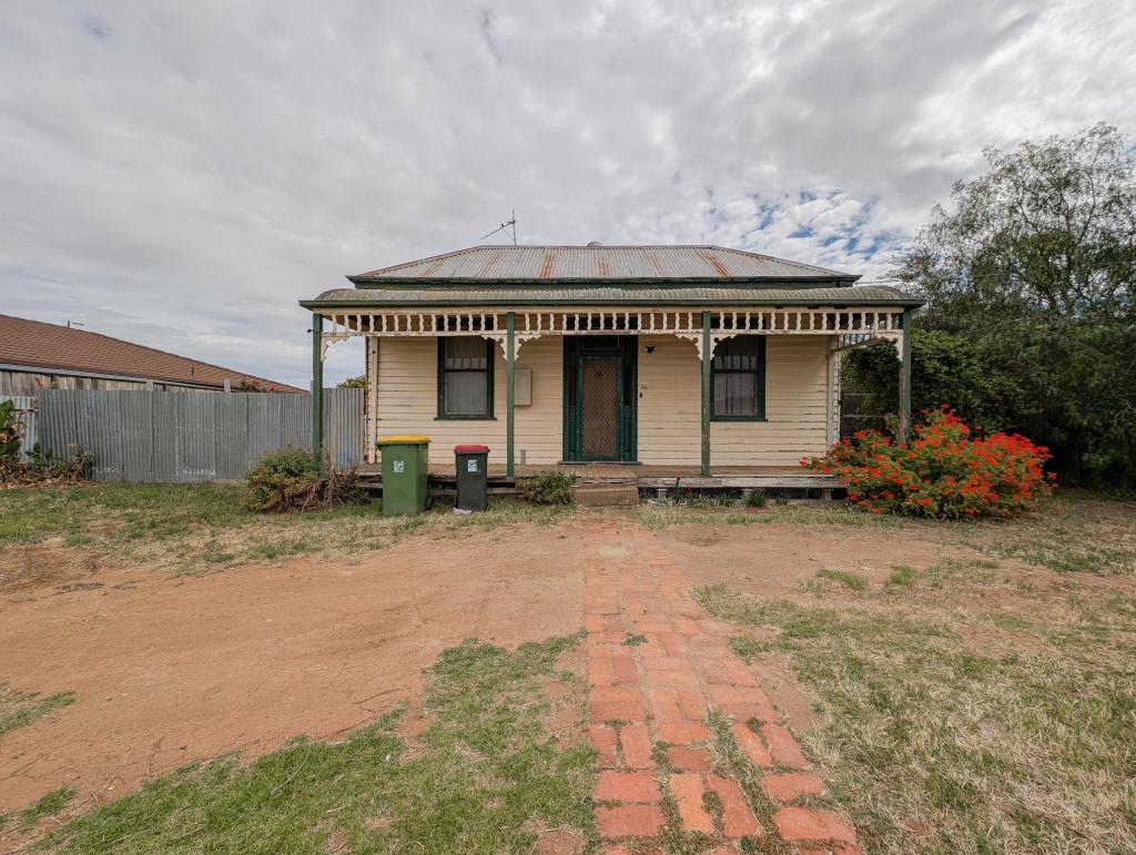 36 Park Rd, Kerang, VIC 3579