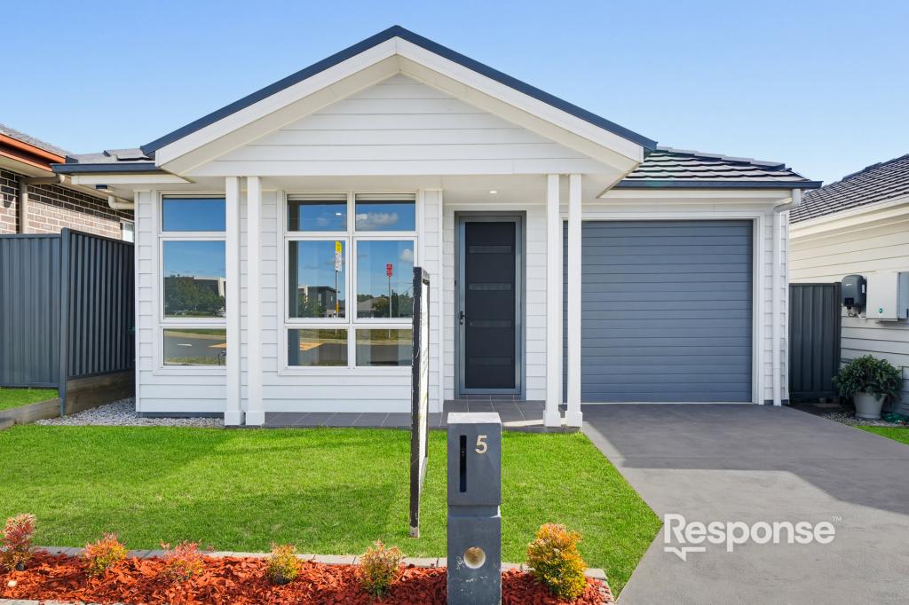 5 Long Reef Cct, Gregory Hills, NSW 2557