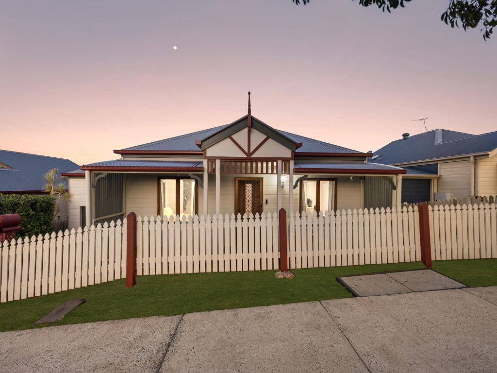 48 Grand Canyon Dr, Springfield Lakes, QLD 4300