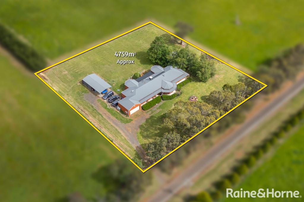 99 Crows Rd, Woodend North, VIC 3442