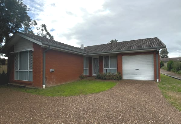 2/61 Satur Rd, Scone, NSW 2337