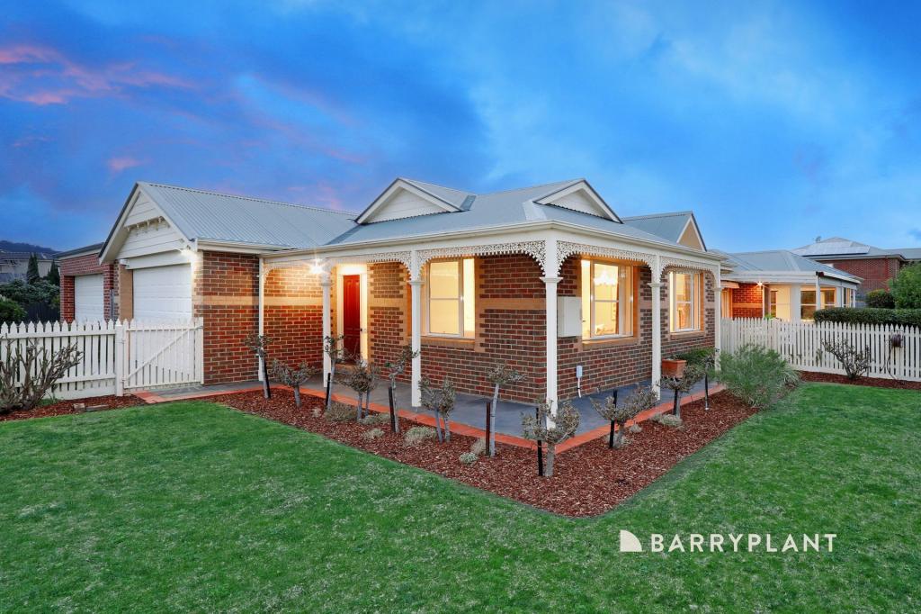 92 VICTORIA KNOX AVE, ROWVILLE, VIC 3178