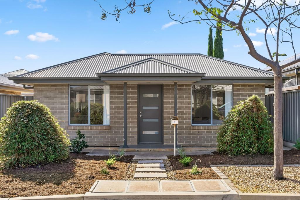 11 Hindmarsh St, Seaford Heights, SA 5169