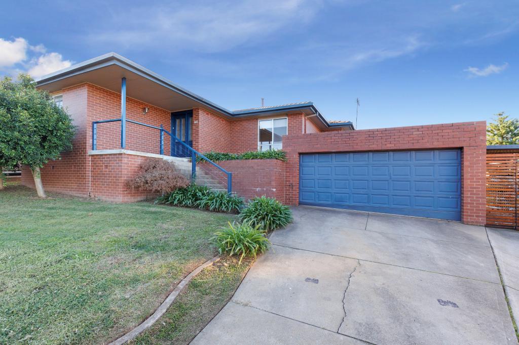 73 Red Hill Rd, Kooringal, NSW 2650