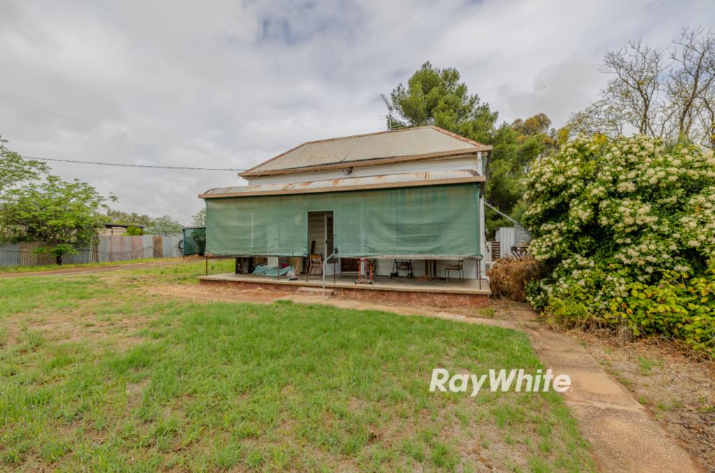 23 Emmett St, Ouyen, VIC 3490