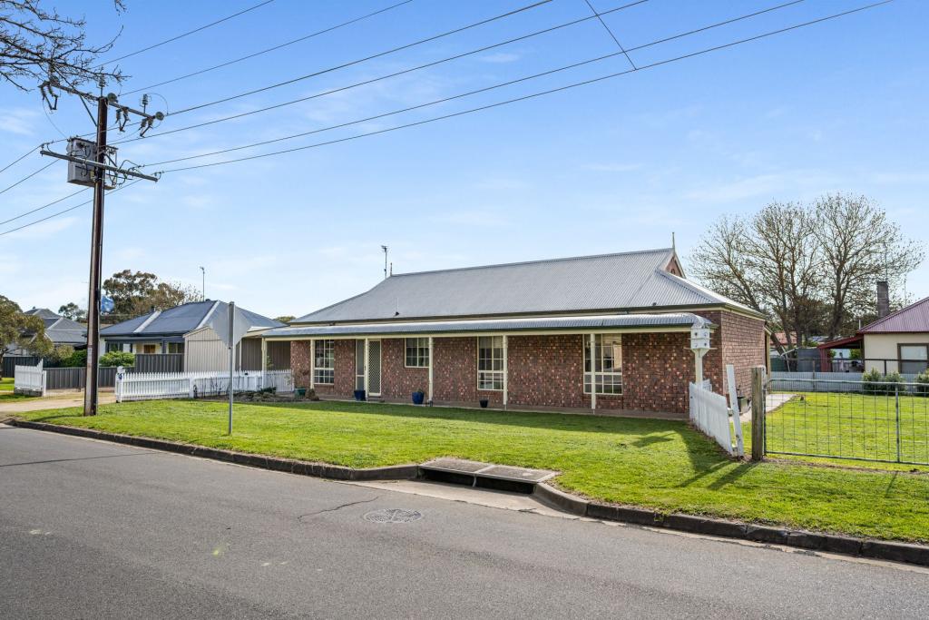 40 Stewart Tce, Naracoorte, SA 5271