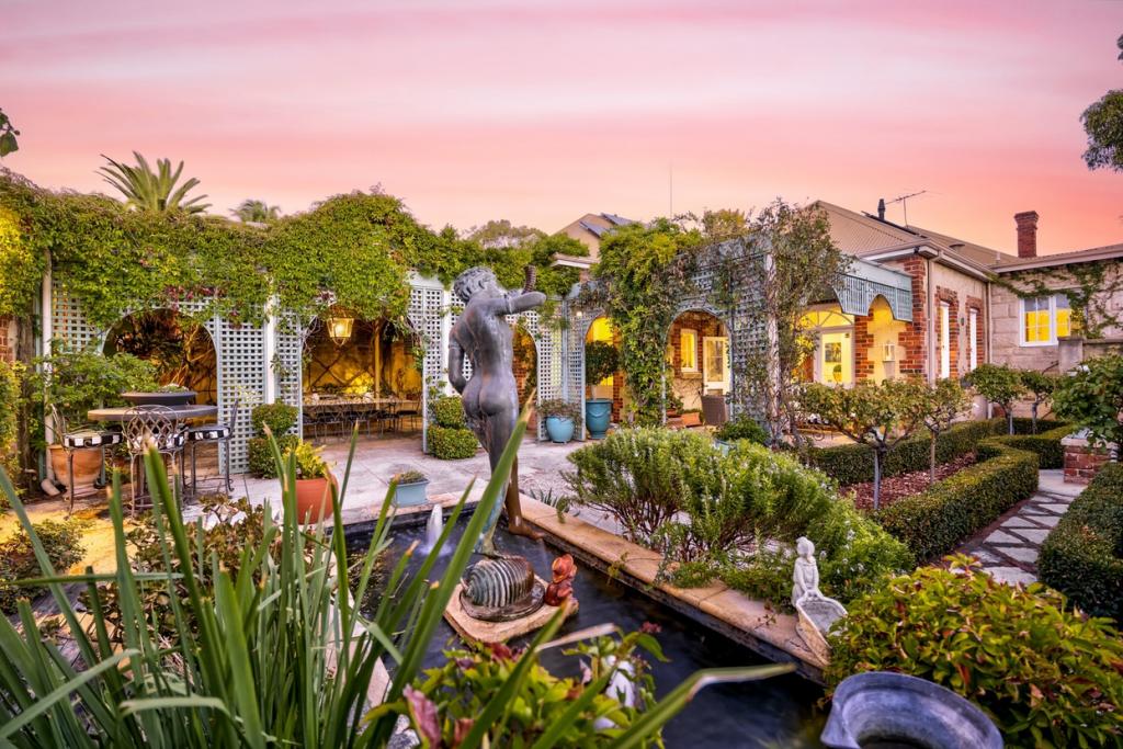 13 Bernard St, Claremont, WA 6010