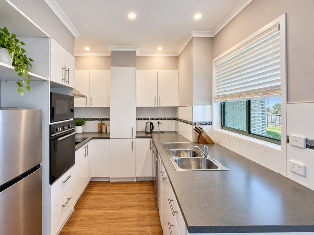 2/64 Fourth Ave, Rosebud, VIC 3939