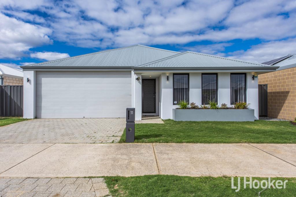 11 Lockhart St, Coodanup, WA 6210