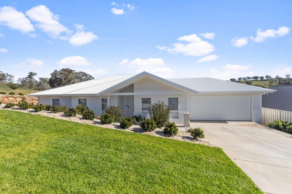 22 Bennelong Cres, Lloyd, NSW 2650