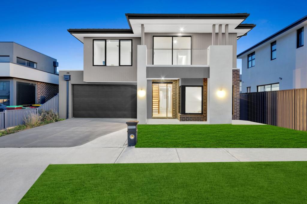 29 Thicket Loop, Clyde North, VIC 3978