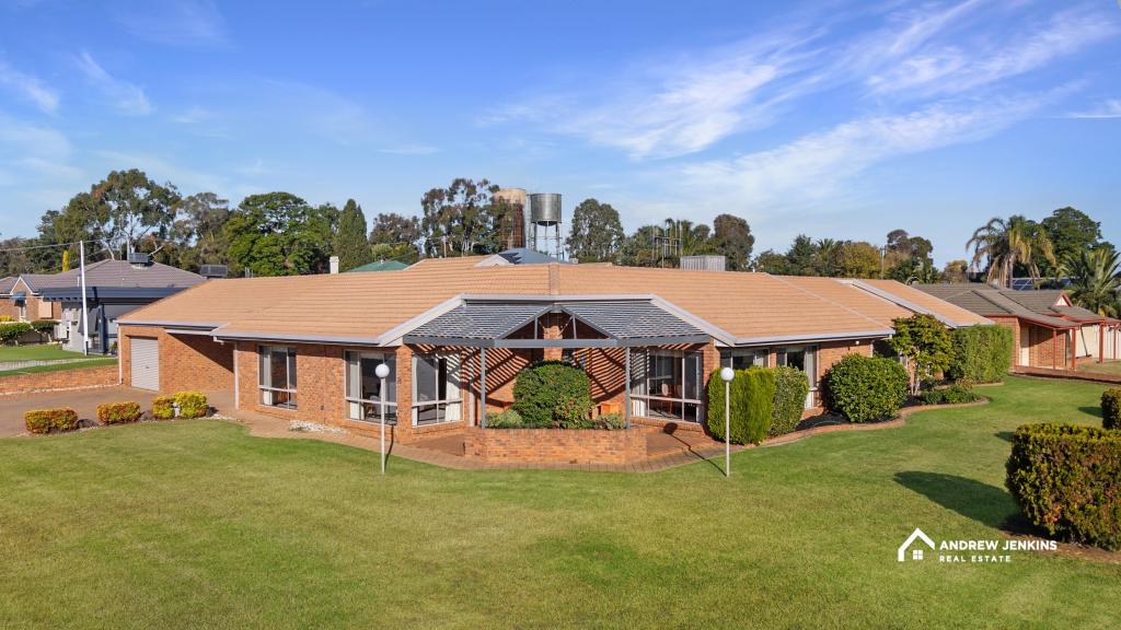 26 BOORIN ST, COBRAM, VIC 3644