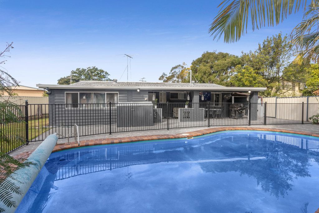 25 Windrest St, Strathpine, QLD 4500