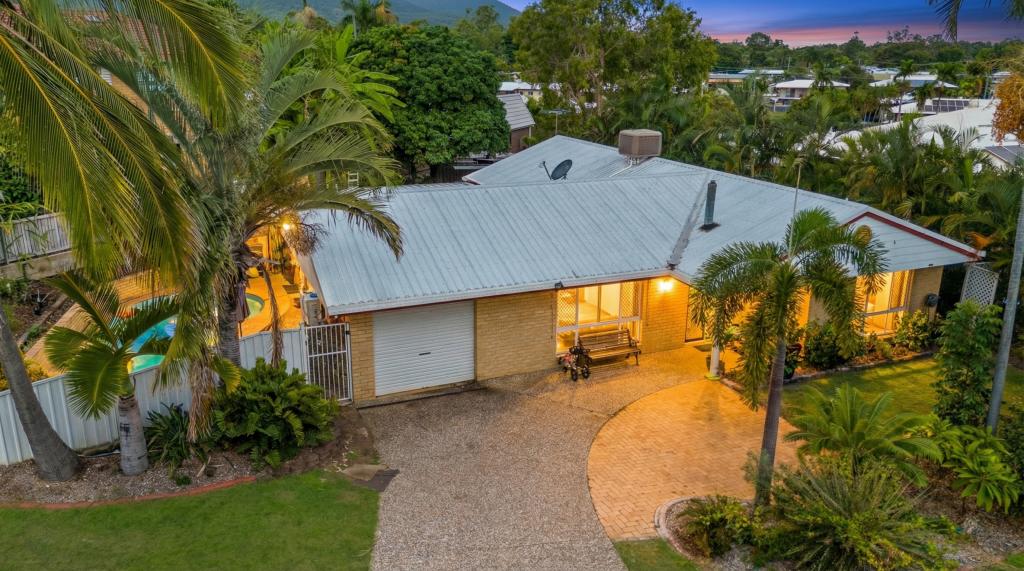 9 Mccoll St, Norman Gardens, QLD 4701