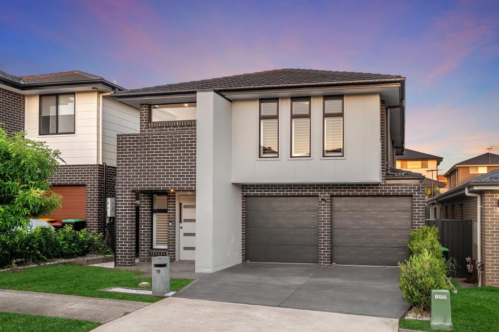 19 Hemmingson Rd, Austral, NSW 2179