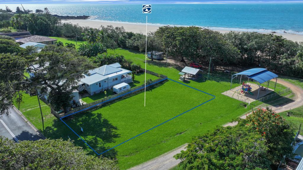 71 Westcott Ave, Campwin Beach, QLD 4737