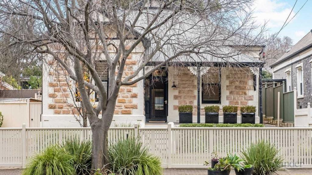 55 Sixth Ave, St Peters, SA 5069