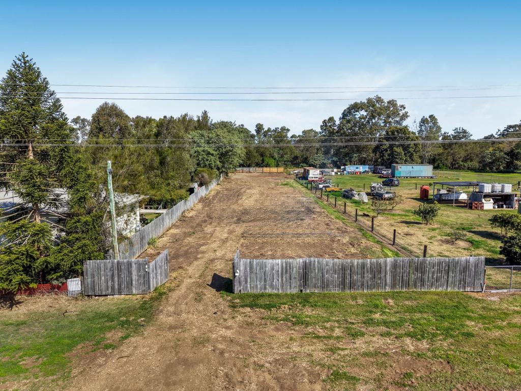 25 Gipps St, Calvert, QLD 4340