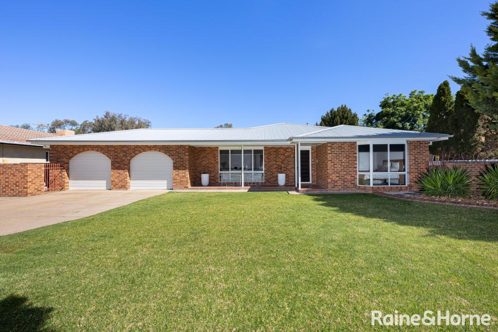 6 Angel St, Lake Albert, NSW 2650