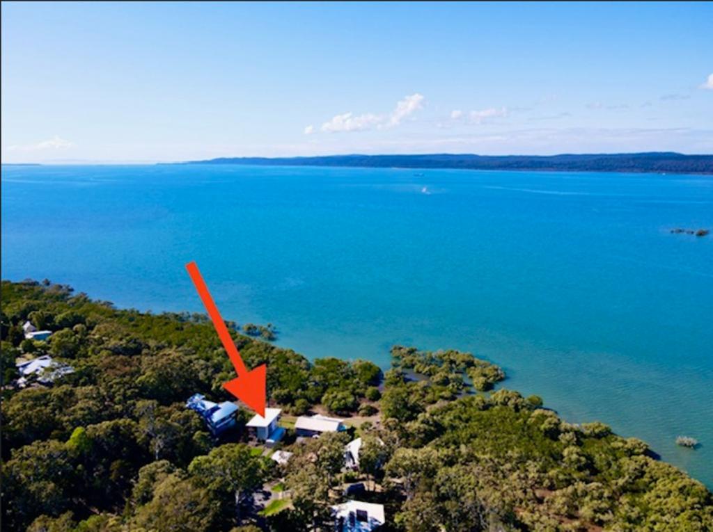 11 Boat Harbour Ave, Macleay Island, QLD 4184