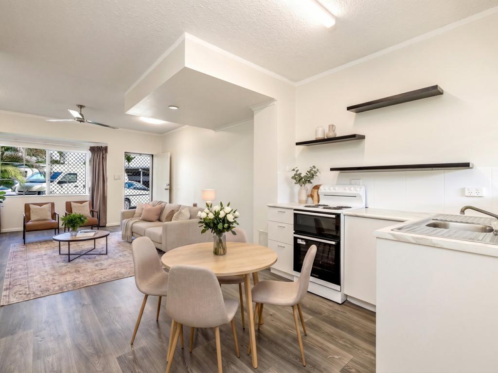 4/11 BROWN ST, WOREE, QLD 4868