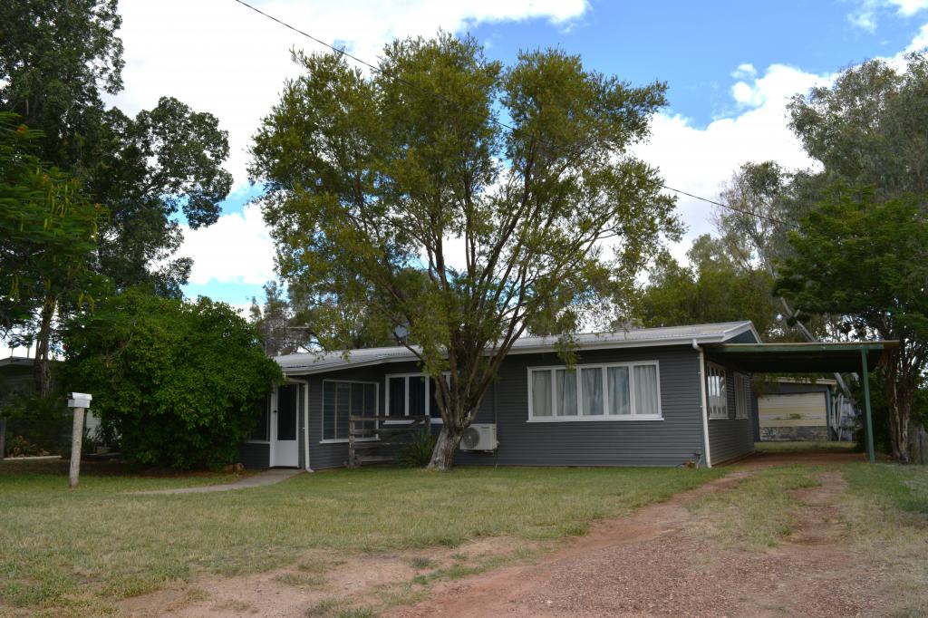 112 Thistle St, Blackall, QLD 4472