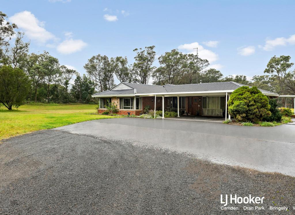 235 THIRLMERE WAY, THIRLMERE, NSW 2572