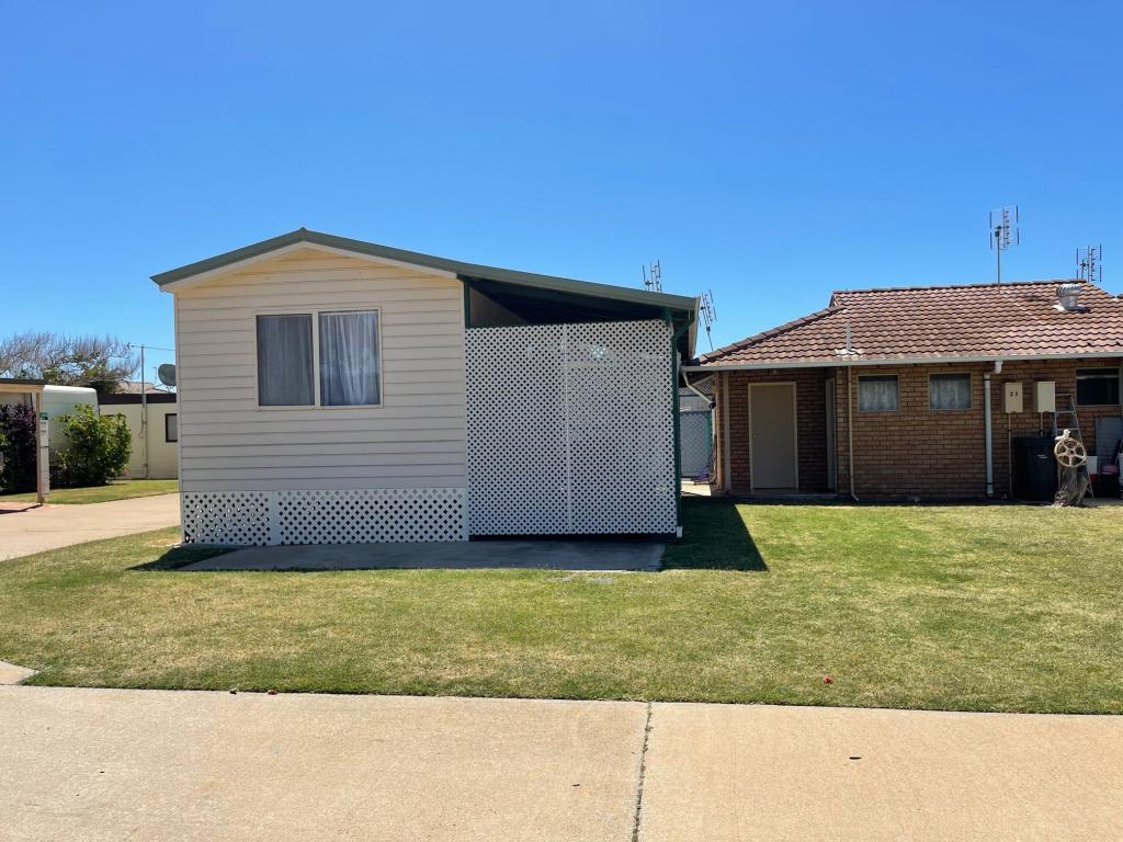 21/123 Point Leander Dr, Port Denison, WA 6525