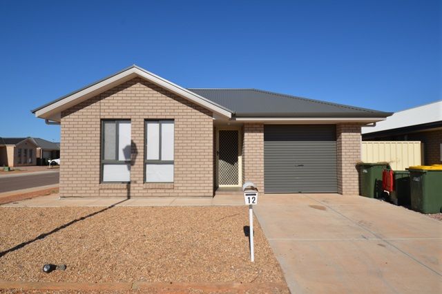 12 MCDONALD DR, WHYALLA STUART, SA 5608