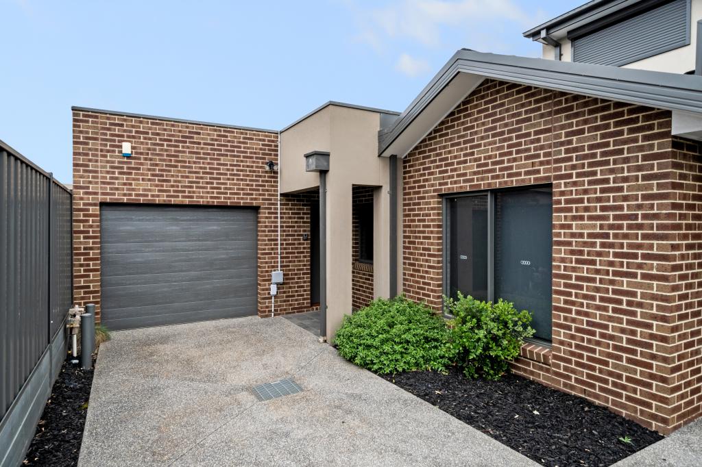 5/15 OLIVE GR, PASCOE VALE, VIC 3044