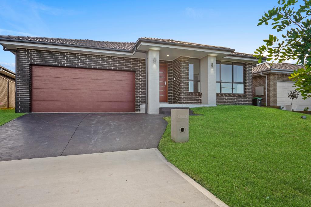43 DROVER ST, ORAN PARK, NSW 2570