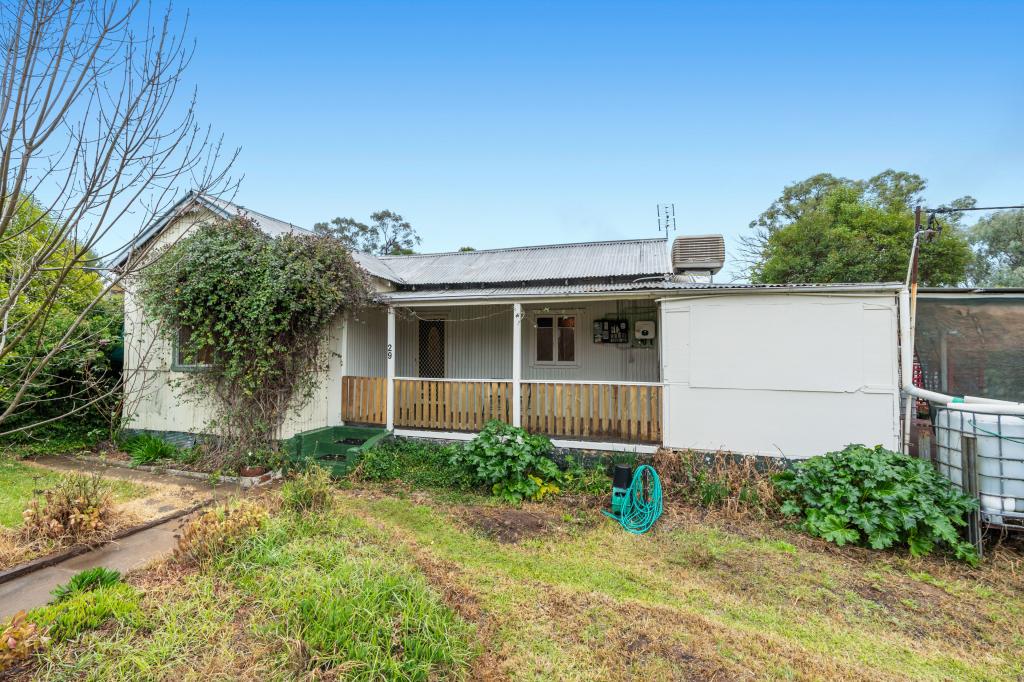 29 Ganoo St, Yeoval, NSW 2868