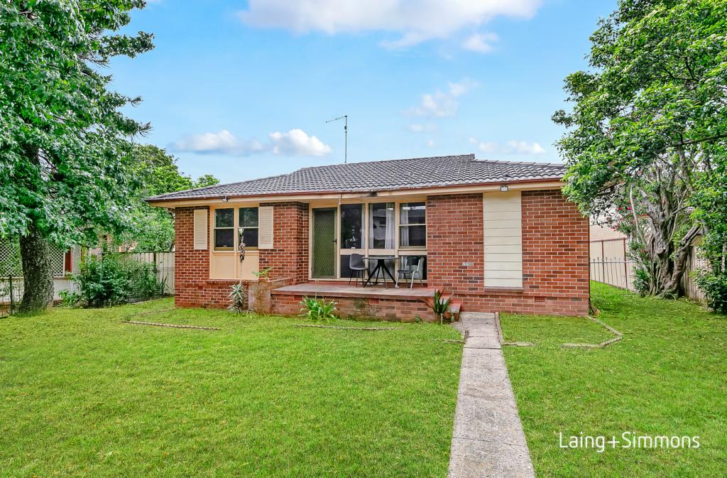 21 Lang Cres, Blackett, NSW 2770