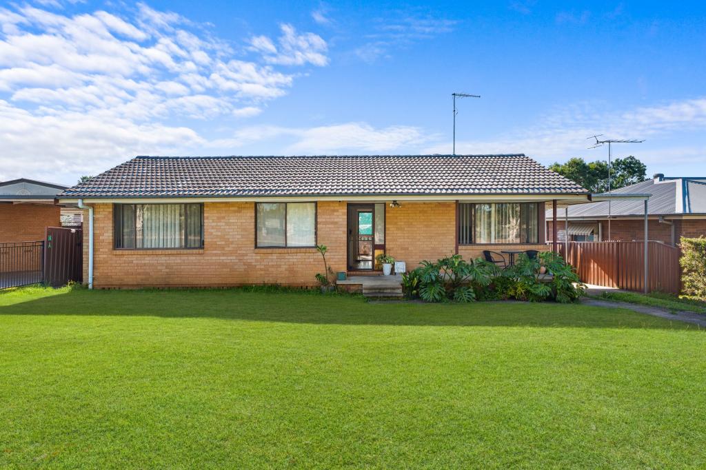 14 & 14a Lockyer Ave, Werrington County, NSW 2747