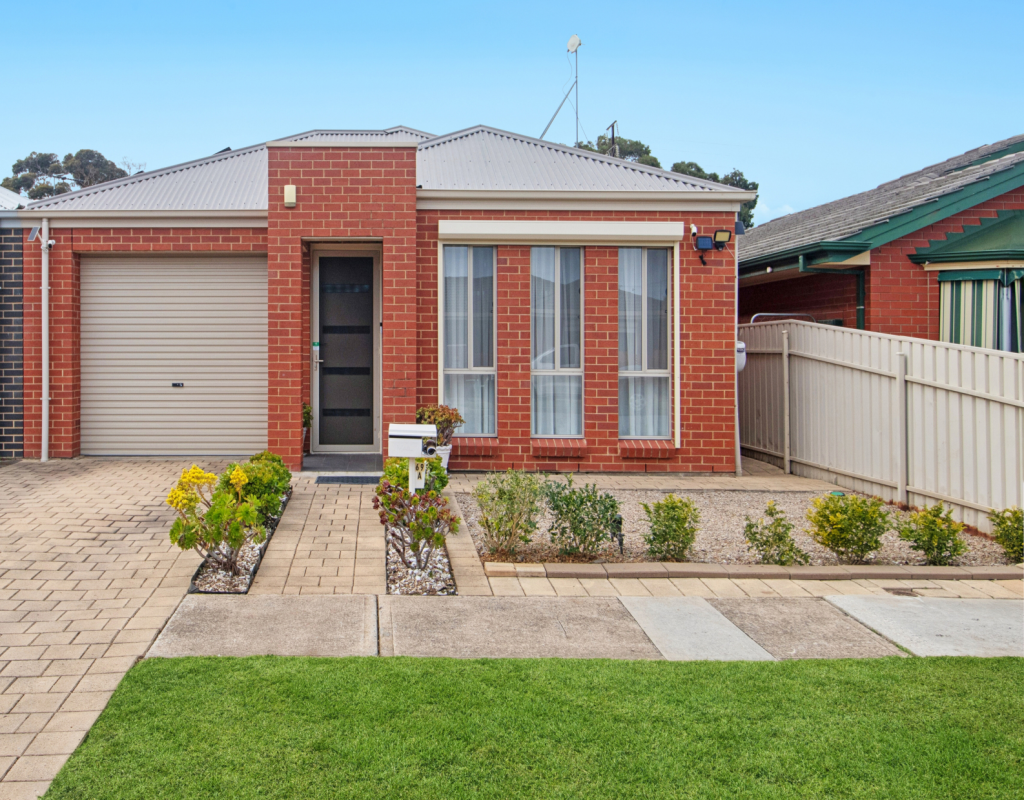 69a Cedar Ave, Royal Park, SA 5014