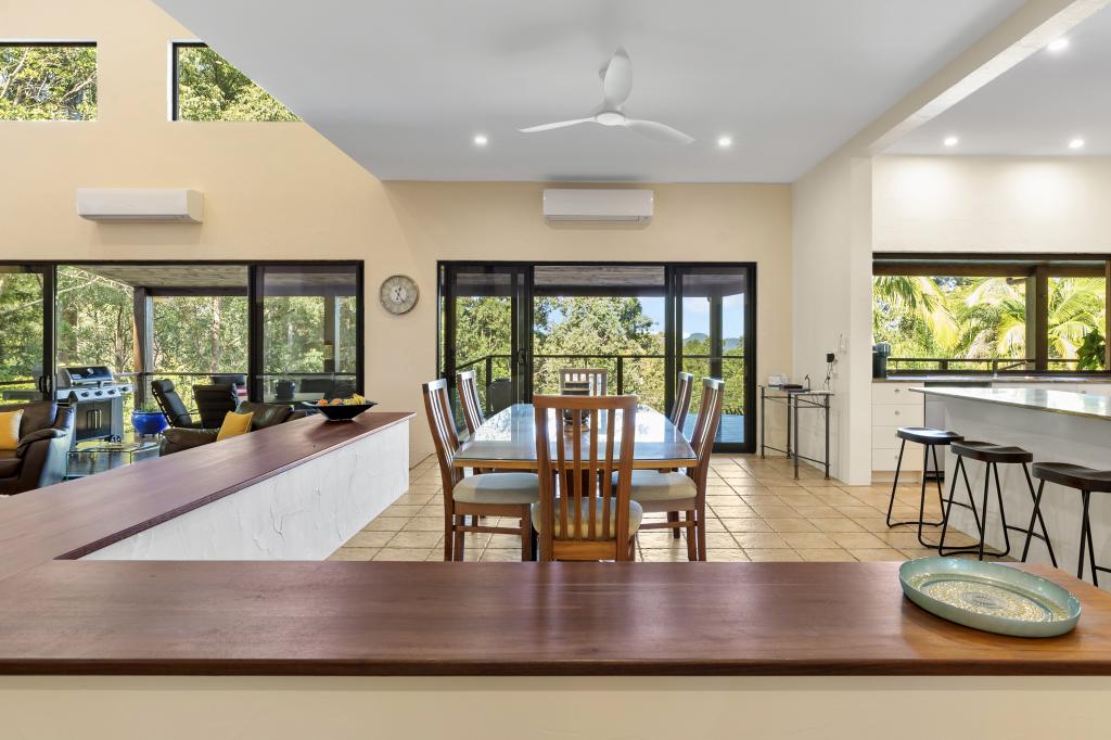 2 Coast View Pde, Doonan, QLD 4562