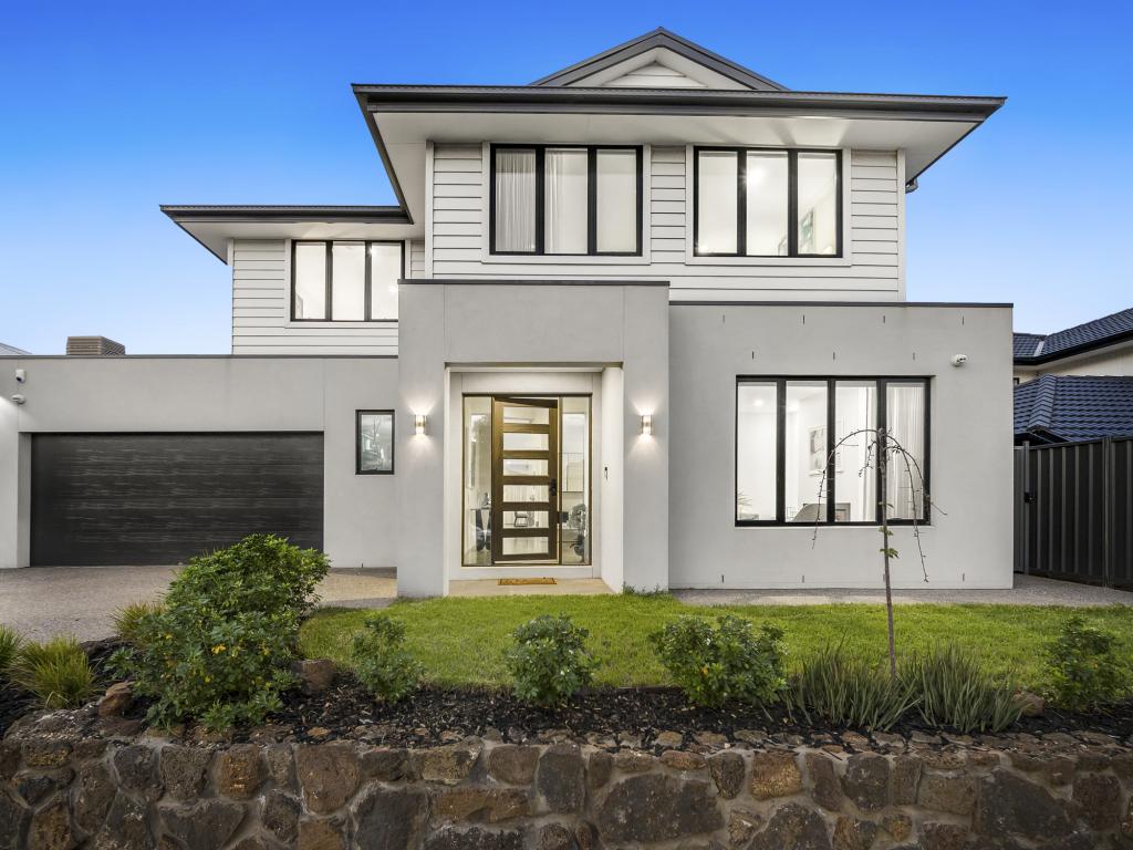 6 CROSBY ST, TRUGANINA, VIC 3029