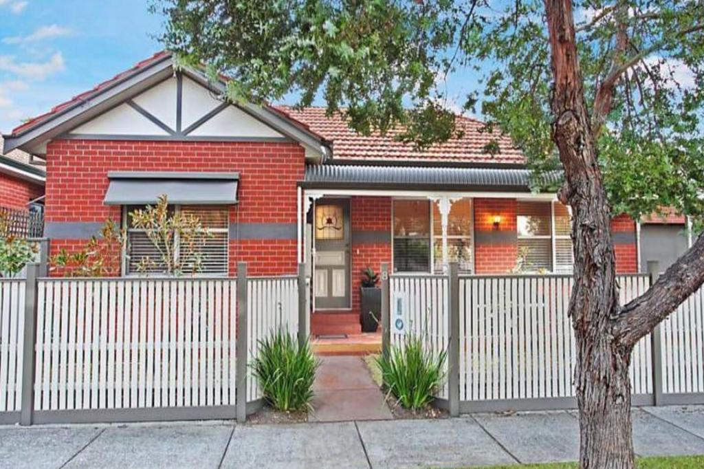 8 Hood St, Hampton, VIC 3188