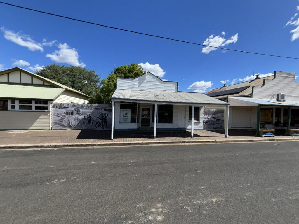 24 Stephenson St, Yuleba, QLD 4427