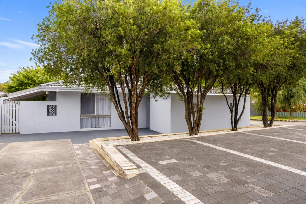 19 Aralia Way, Forrestfield, WA 6058