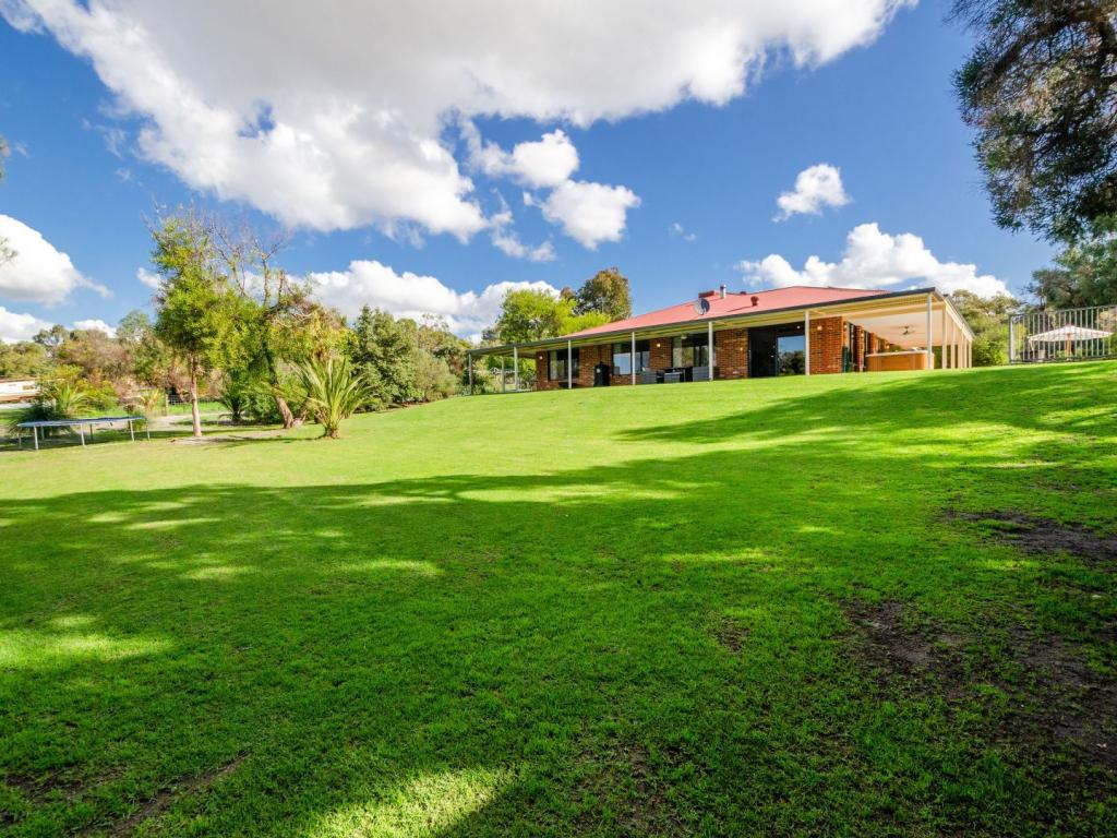 75 The Fairways, Gnangara, WA 6077