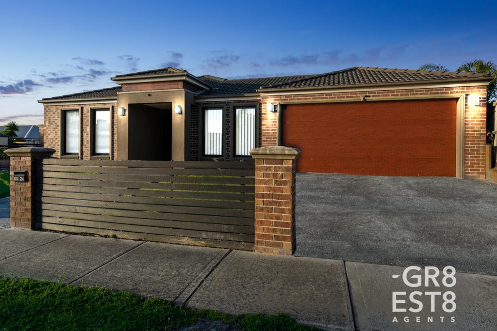 24 Von Nida Dr, Cranbourne North, VIC 3977