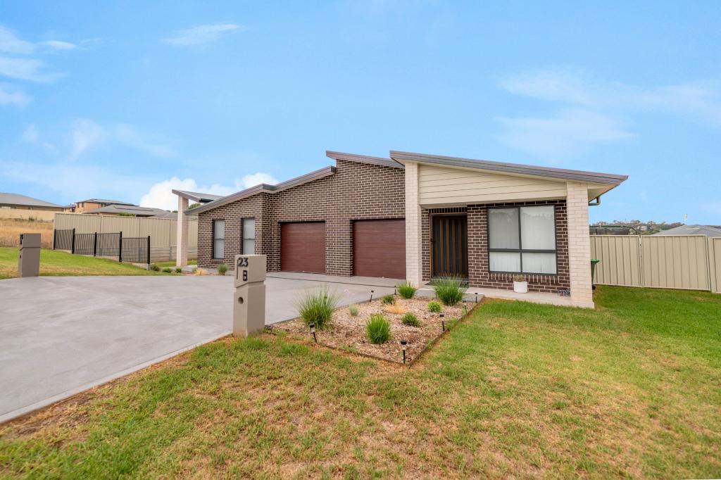 23a & 23b Vaucluse Pl, Parkes, NSW 2870