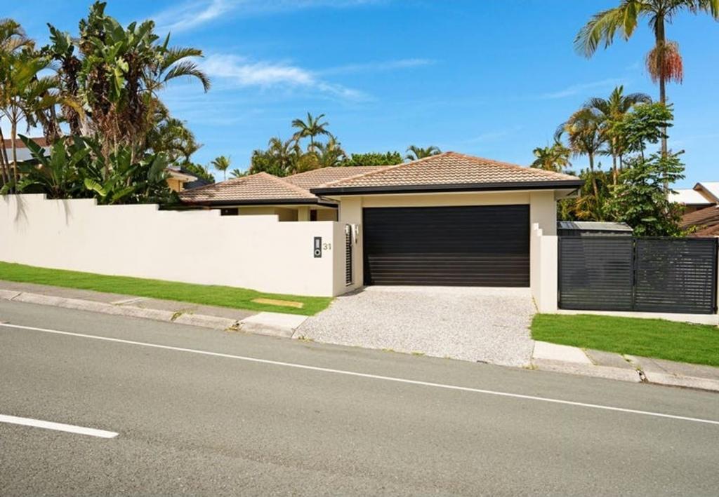 31 Pappas Way, Carrara, QLD 4211